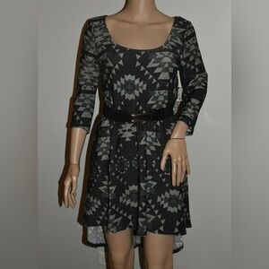 Trixxi Gray 3/4 Sleeve Hi-Lo Tribal Print Dress - Size Large